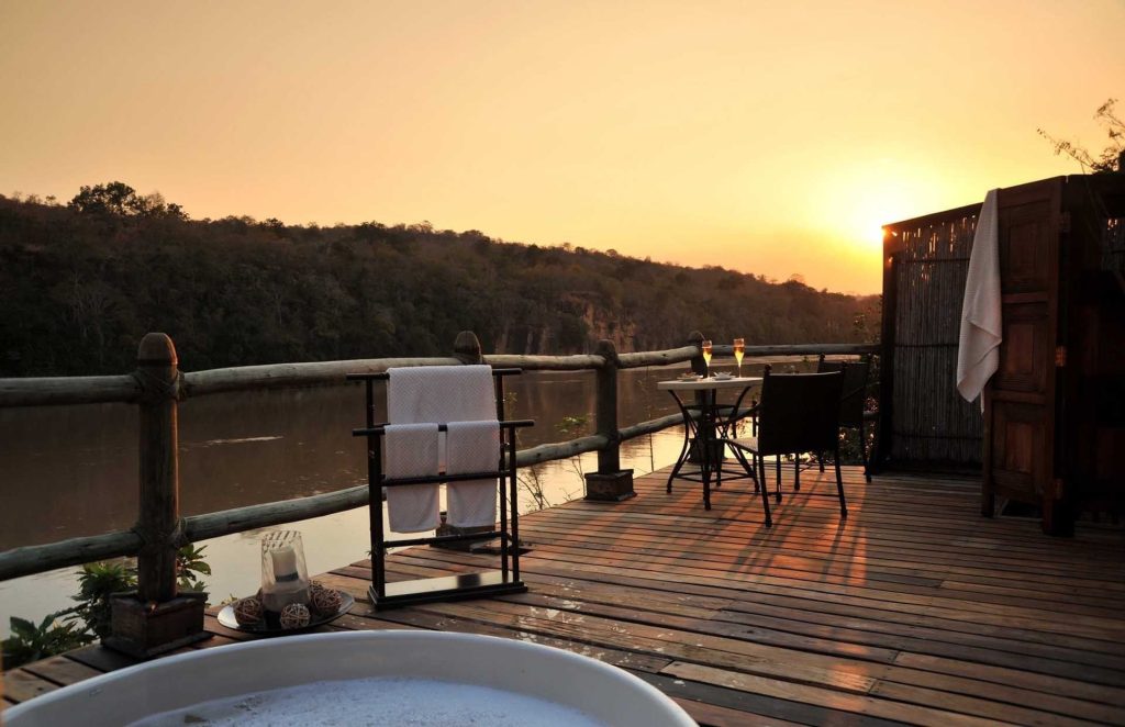 Serena Mivumo River Lodge 02